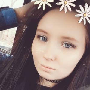 Meet your Posher, Leigh